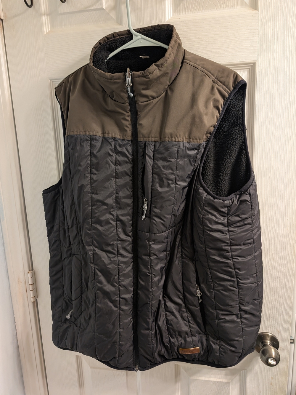 Free Country Men's Black Quilted Vest with Brown Yoke Xl